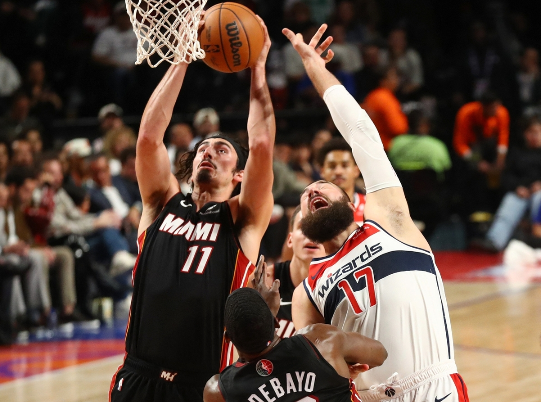 NBA球队集结热身赛，实力飙升备战新赛季