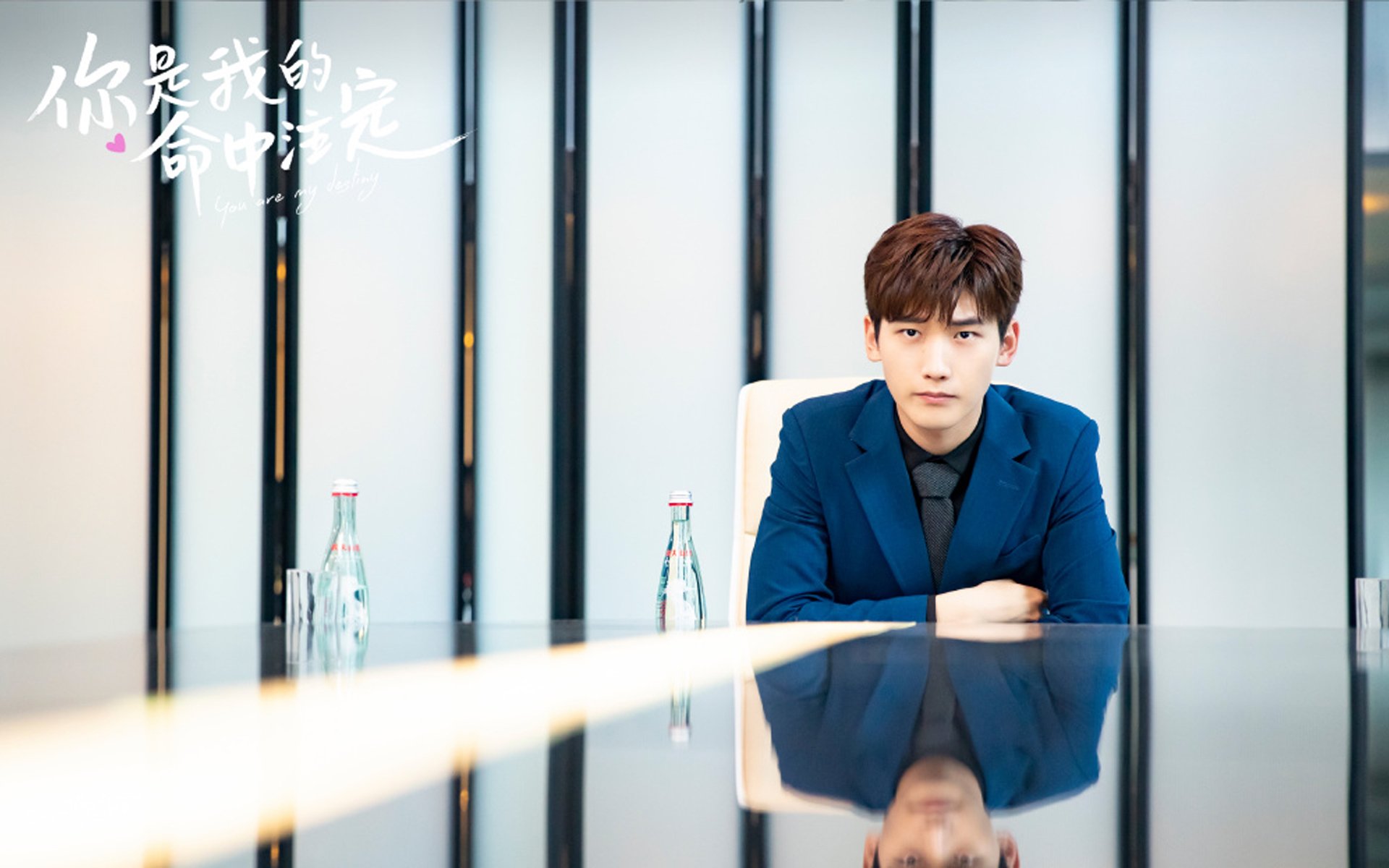 年度焦点之战之夜,拉文展现巨星价值