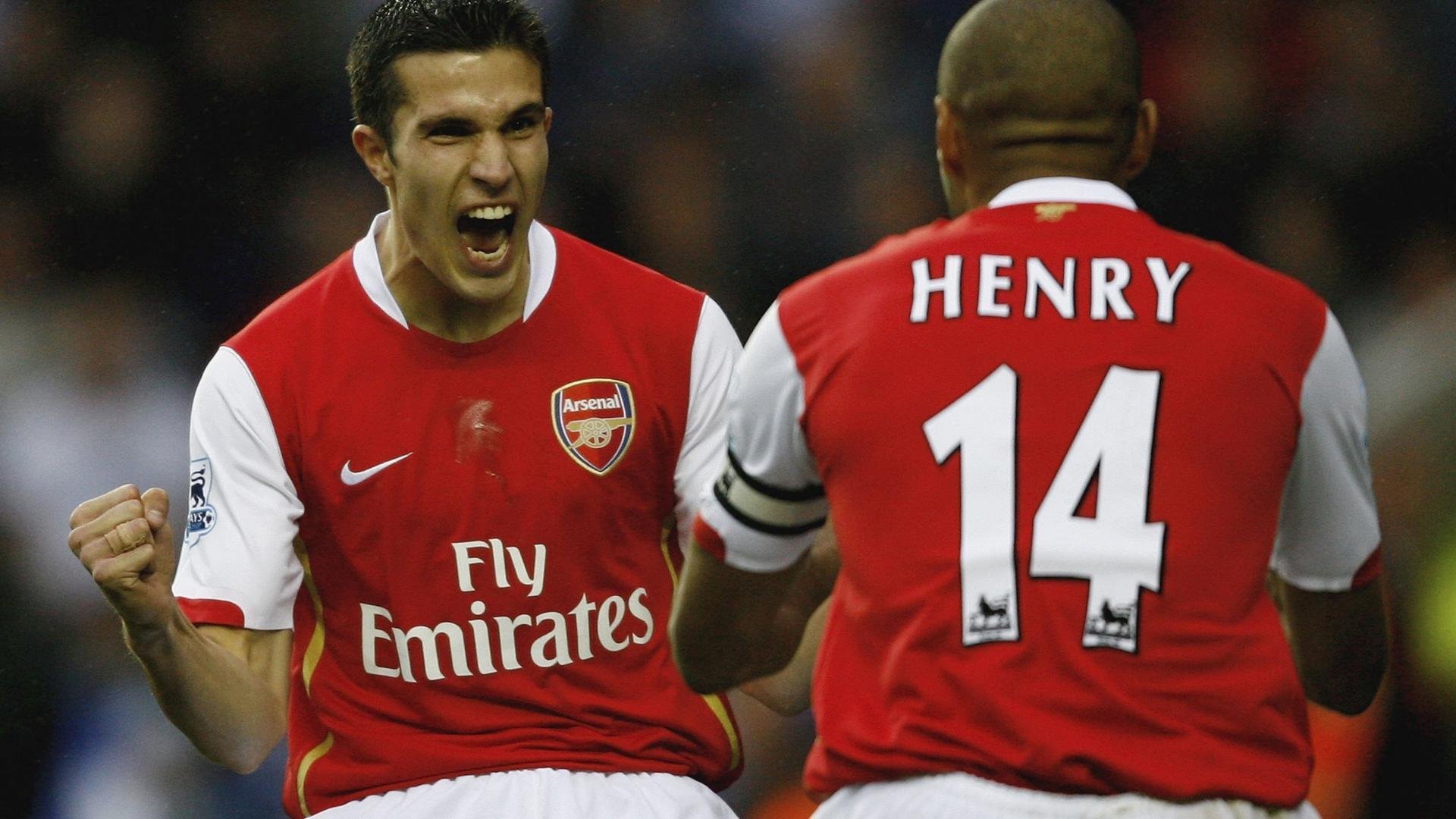 欧冠半决赛之夜,恩比德末节接管比赛,当足球的狂热遇上篮球的孤胆