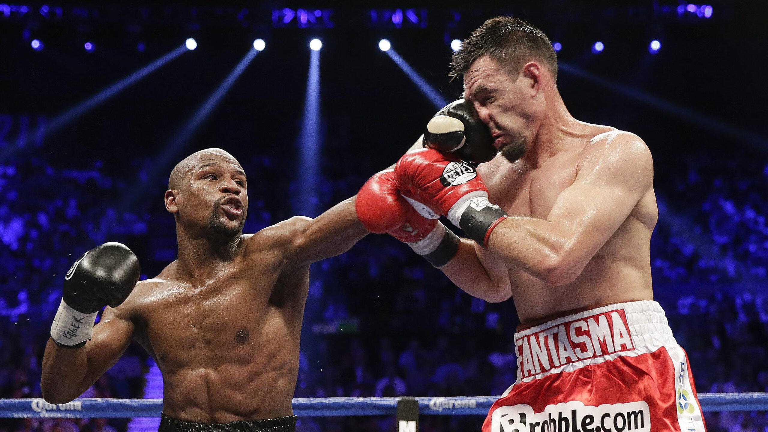 从本泽马到利物浦，绿茵场上的高能输出如何定义胜利